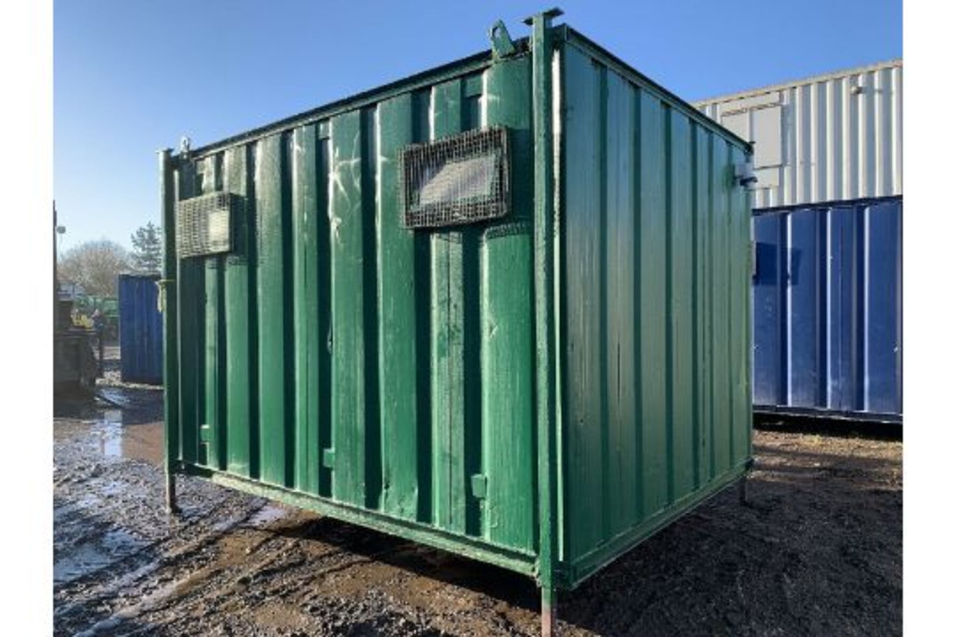 Portable Toilet Block Steel Site Loo 2 + 1 - Image 2 of 11