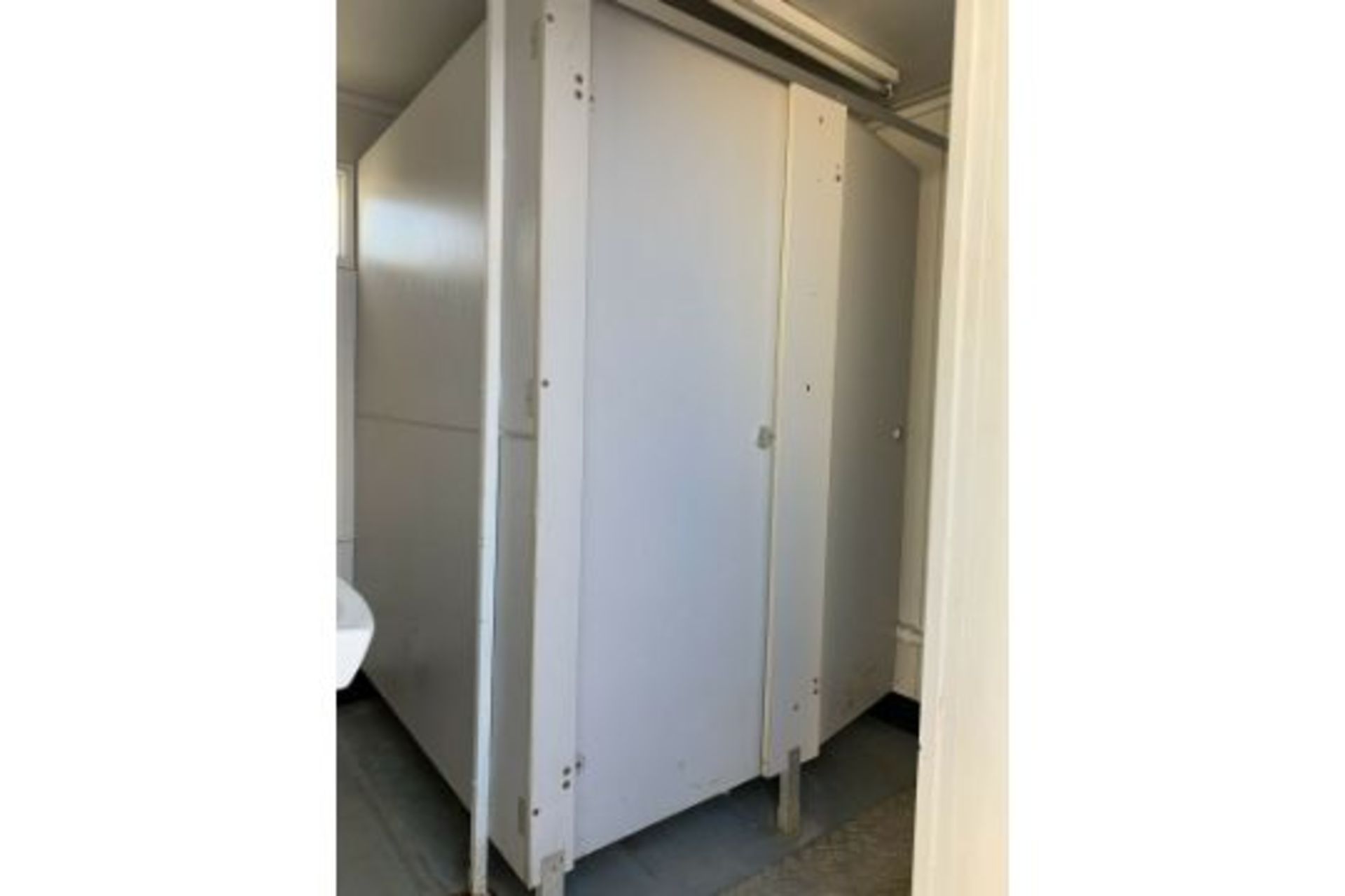 Portable Toilet Block Steel Site Loo 2 + 1 - Bild 7 aus 11