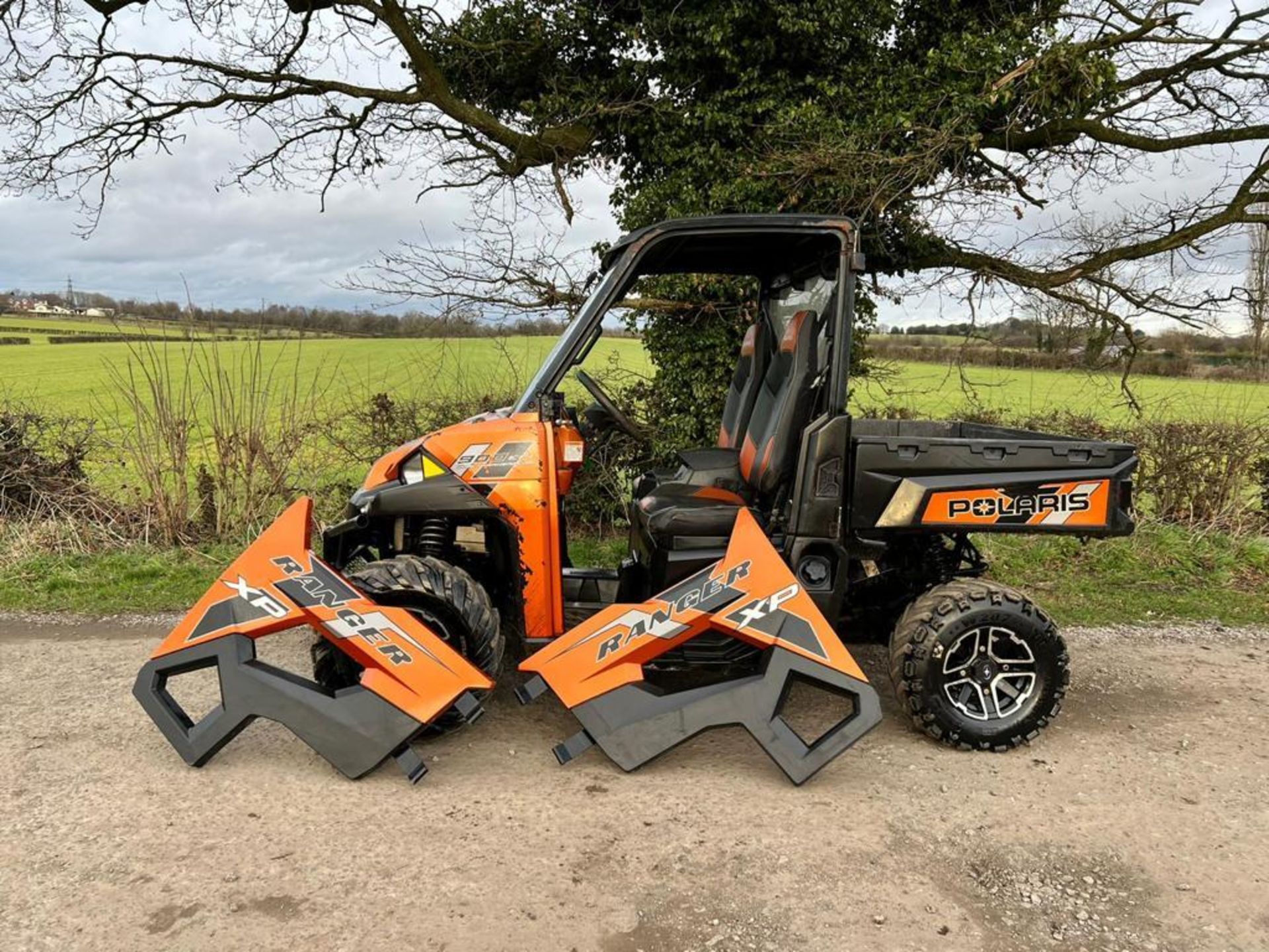 2015 Polaris Ranger XP900 EFI 4WD Buggy/UTV - Image 2 of 19