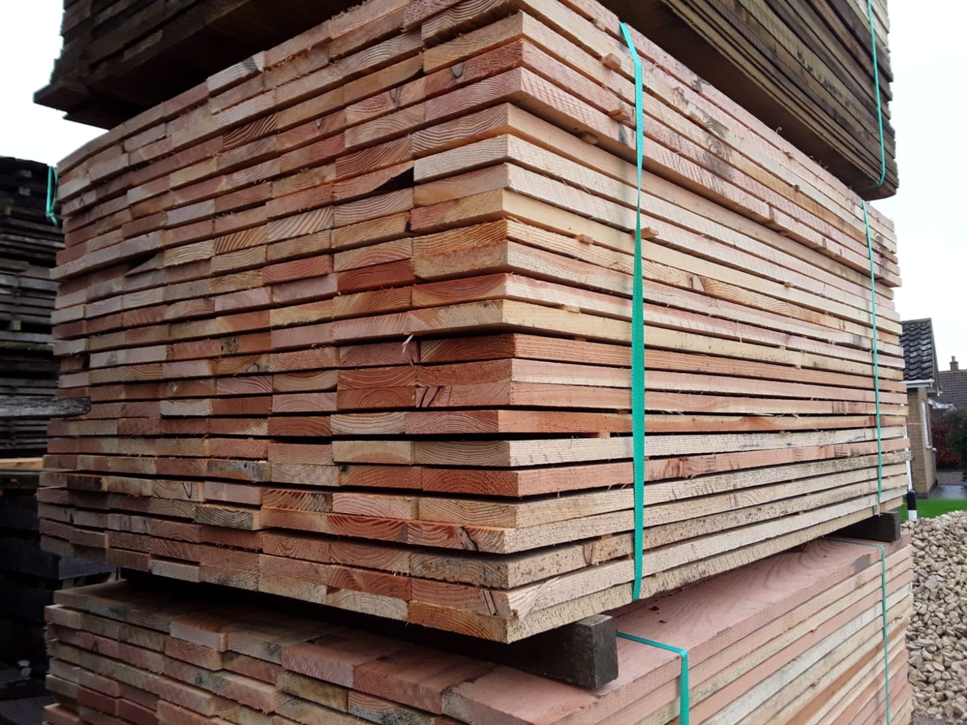100x Softwood Unseasoned Sawn Mixed Larch / Douglas Fir Boards / Planks / Cladding - Image 3 of 12