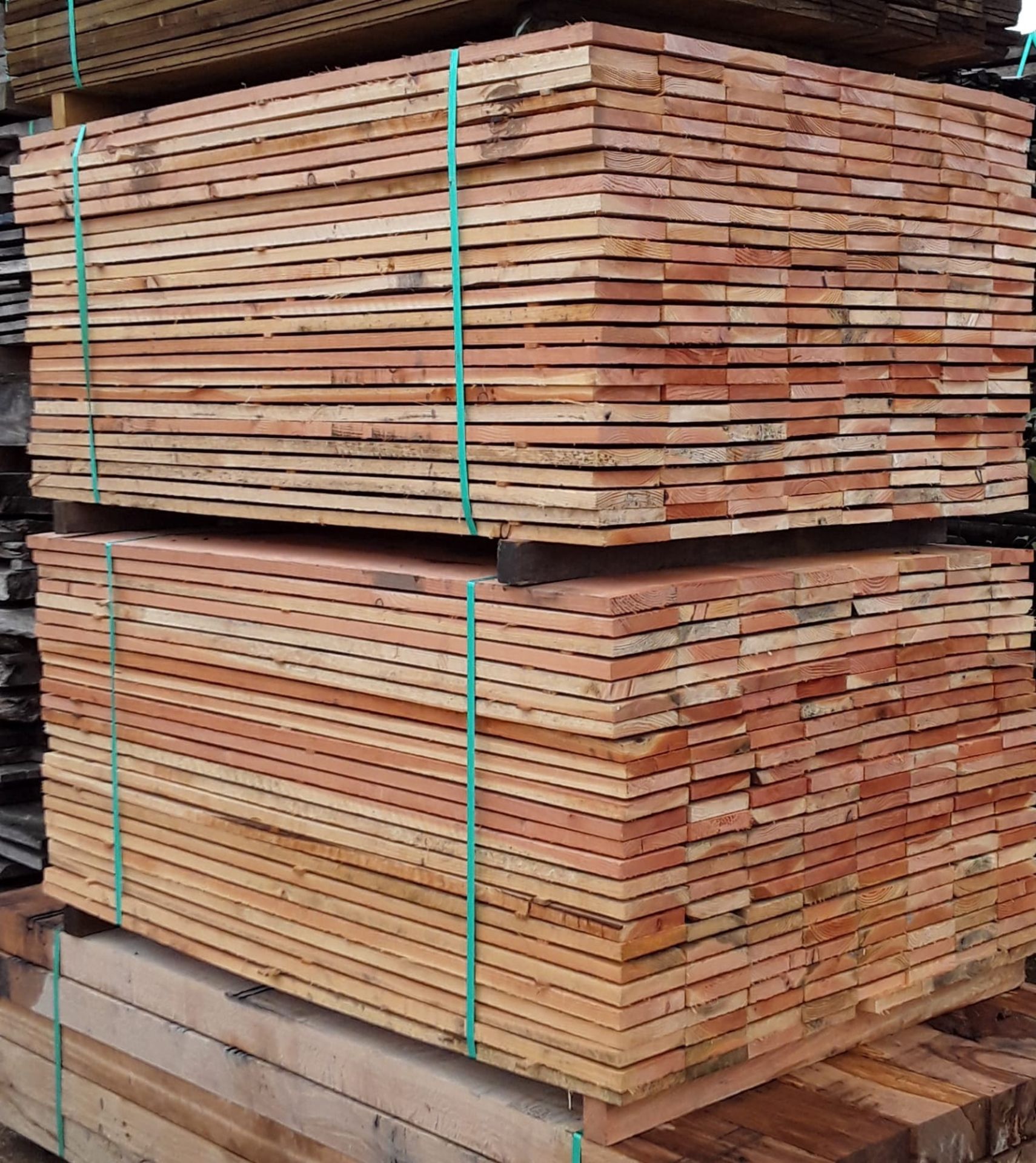100x Softwood Unseasoned Sawn Mixed Larch / Douglas Fir Boards / Planks / Cladding - Image 6 of 12
