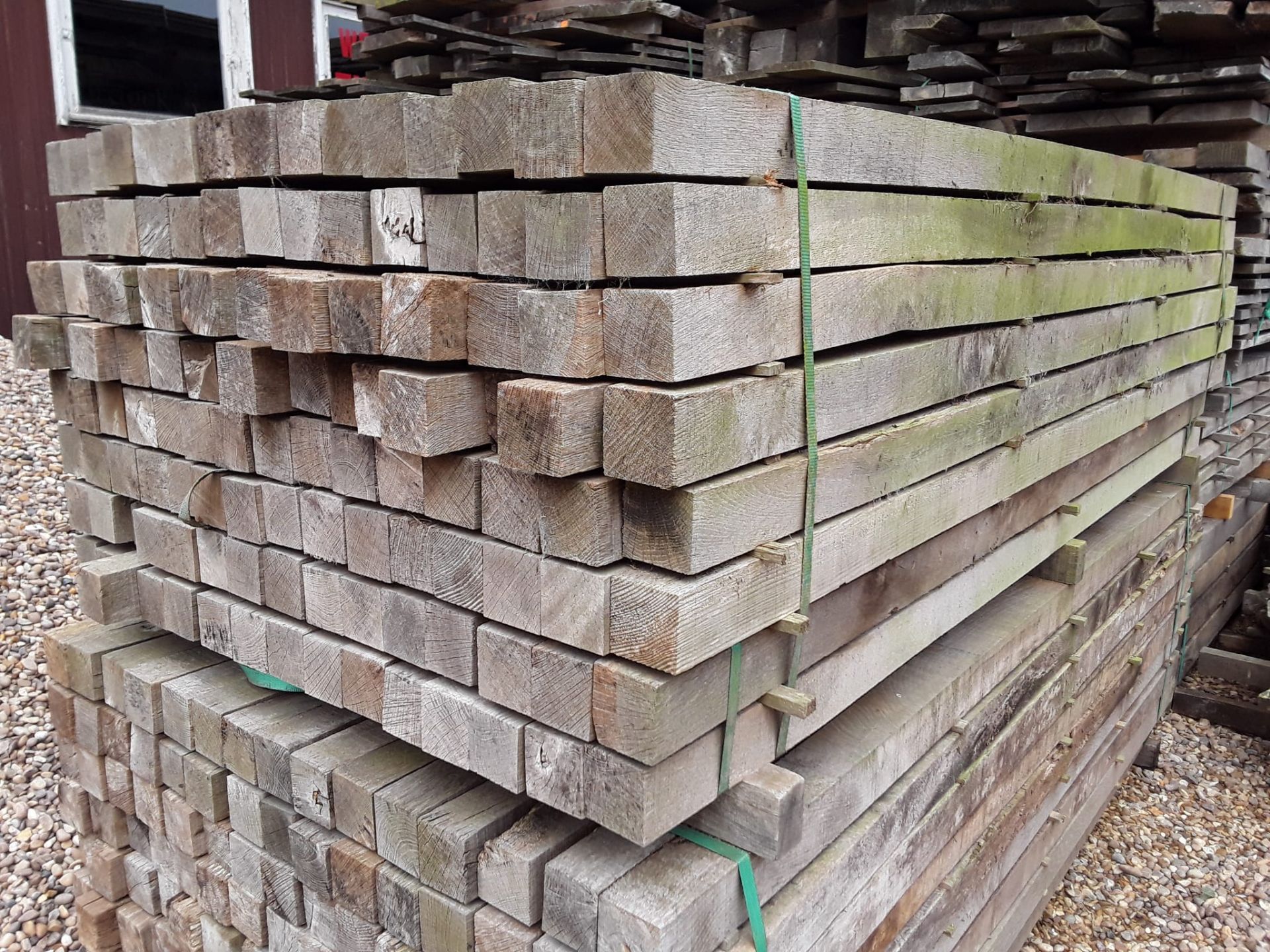 100x hardwood air dried timber sawn rustic English oak posts - Image 5 of 9