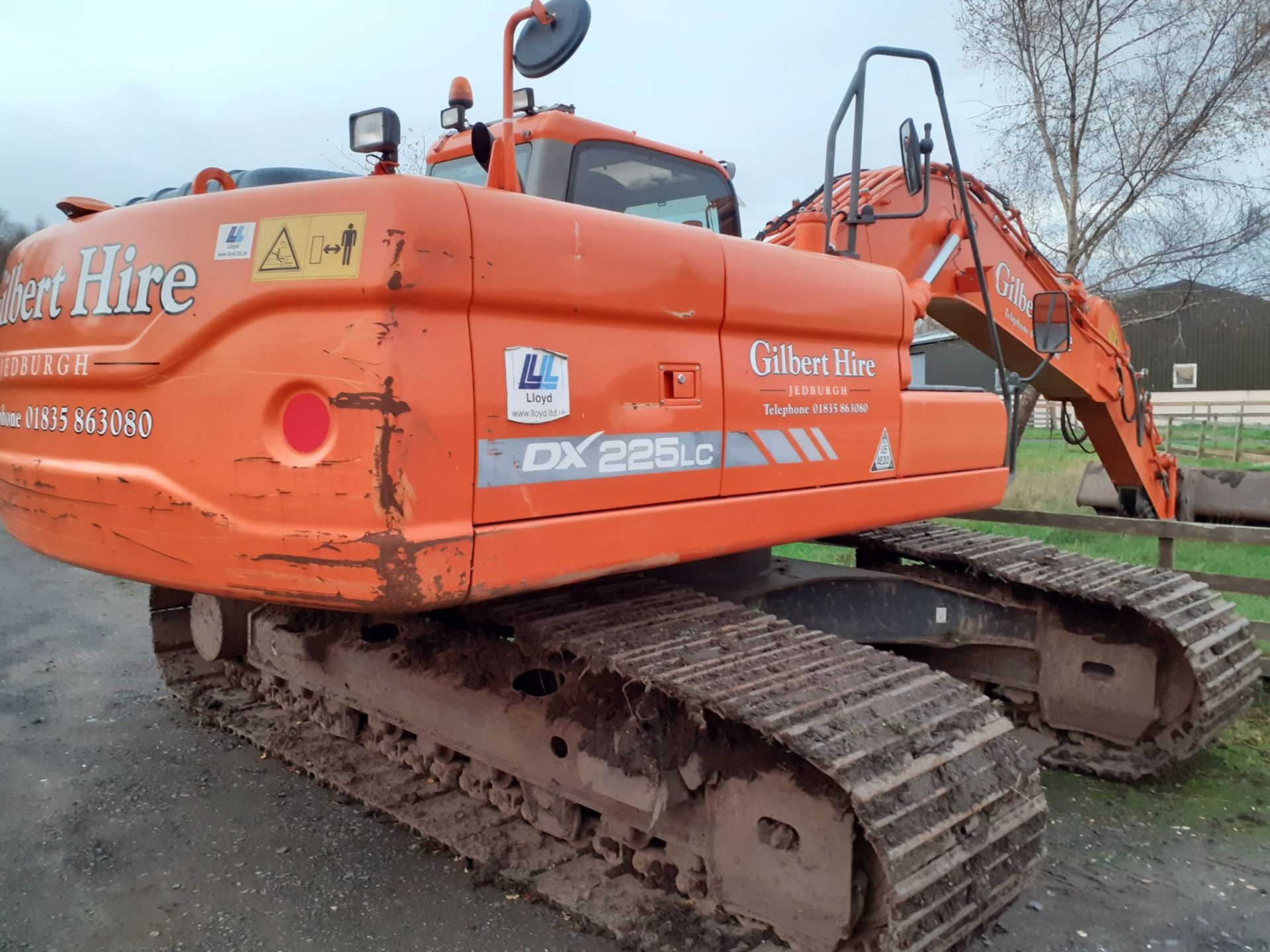 2011 Doosan DX 225LC - Image 2 of 5