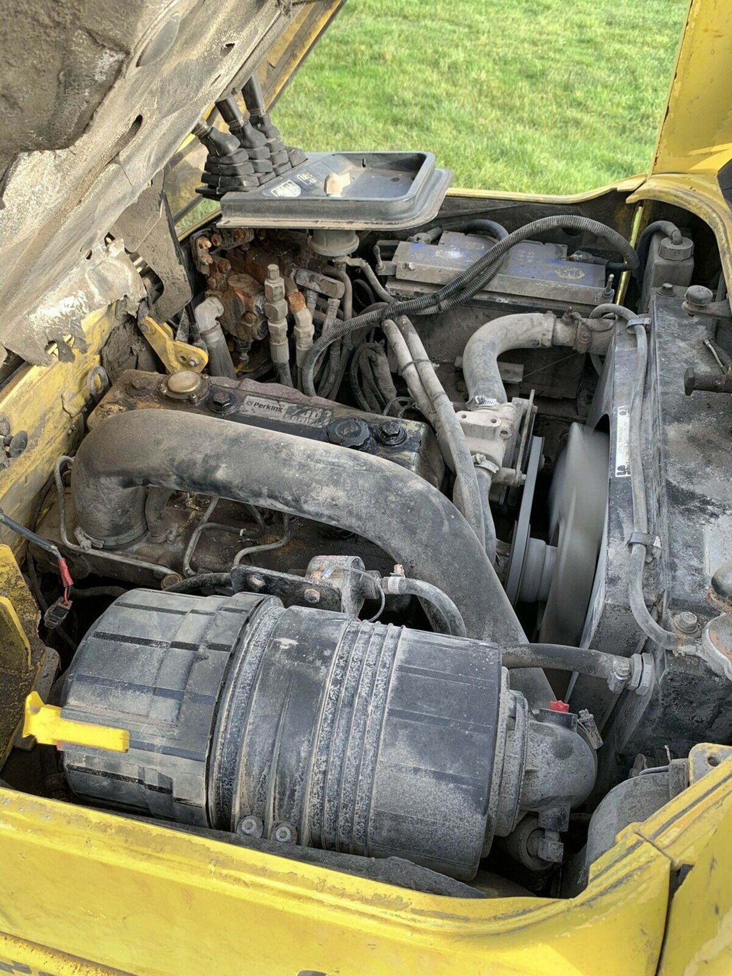 Hyster 3 Tonne Diesel Forklift 4.7 Container Spec Triple Mast - Image 3 of 6