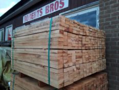 100x hardwood sawn unseasoned english oak palings / timber offcuts