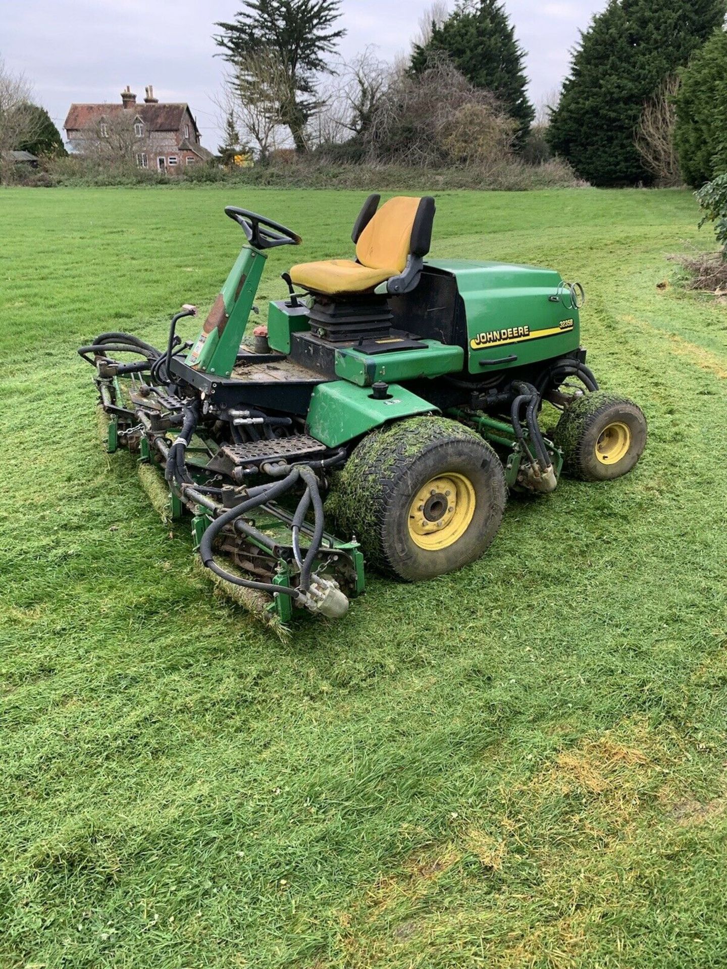 JOHN DEERE 3235B Fair Way Mower Lawn Mower Grass Cutter - Image 5 of 6