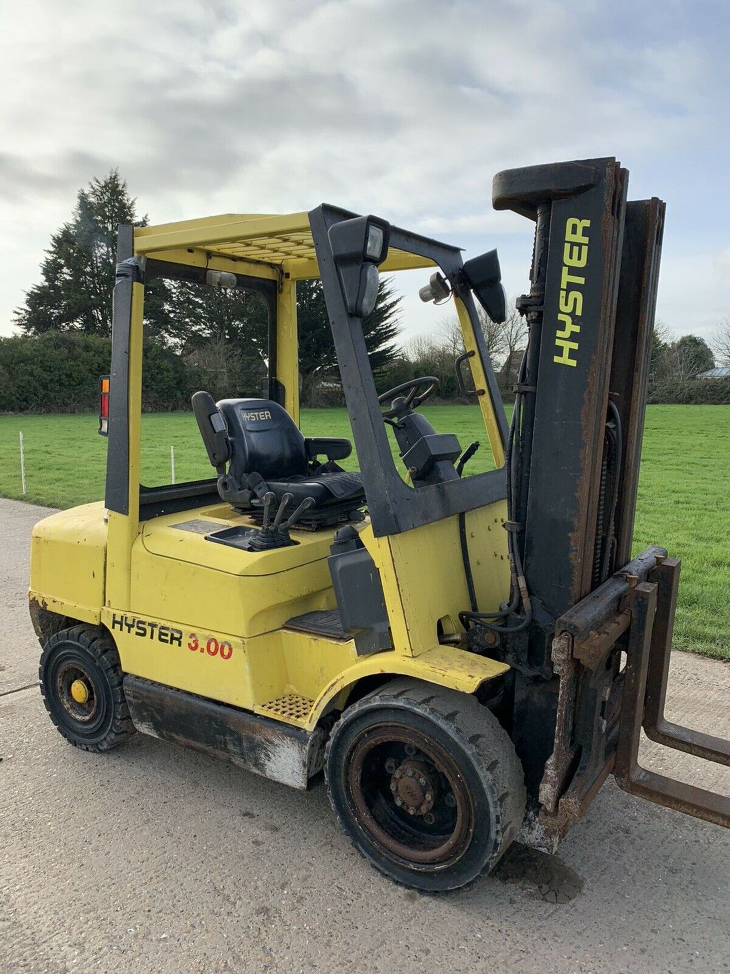 Hyster 3 Tonne Diesel Forklift 4.7 Container Spec Triple Mast