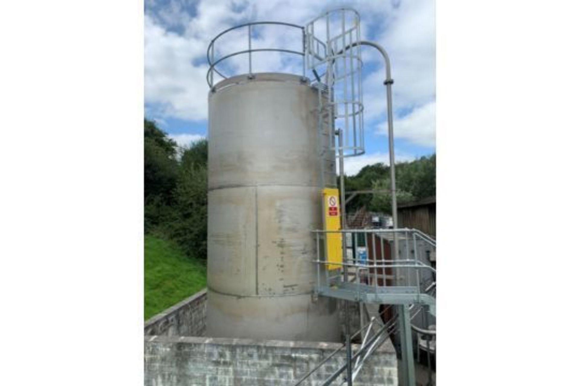 Stainless Steel Tank 32,000 Litre - Image 2 of 3