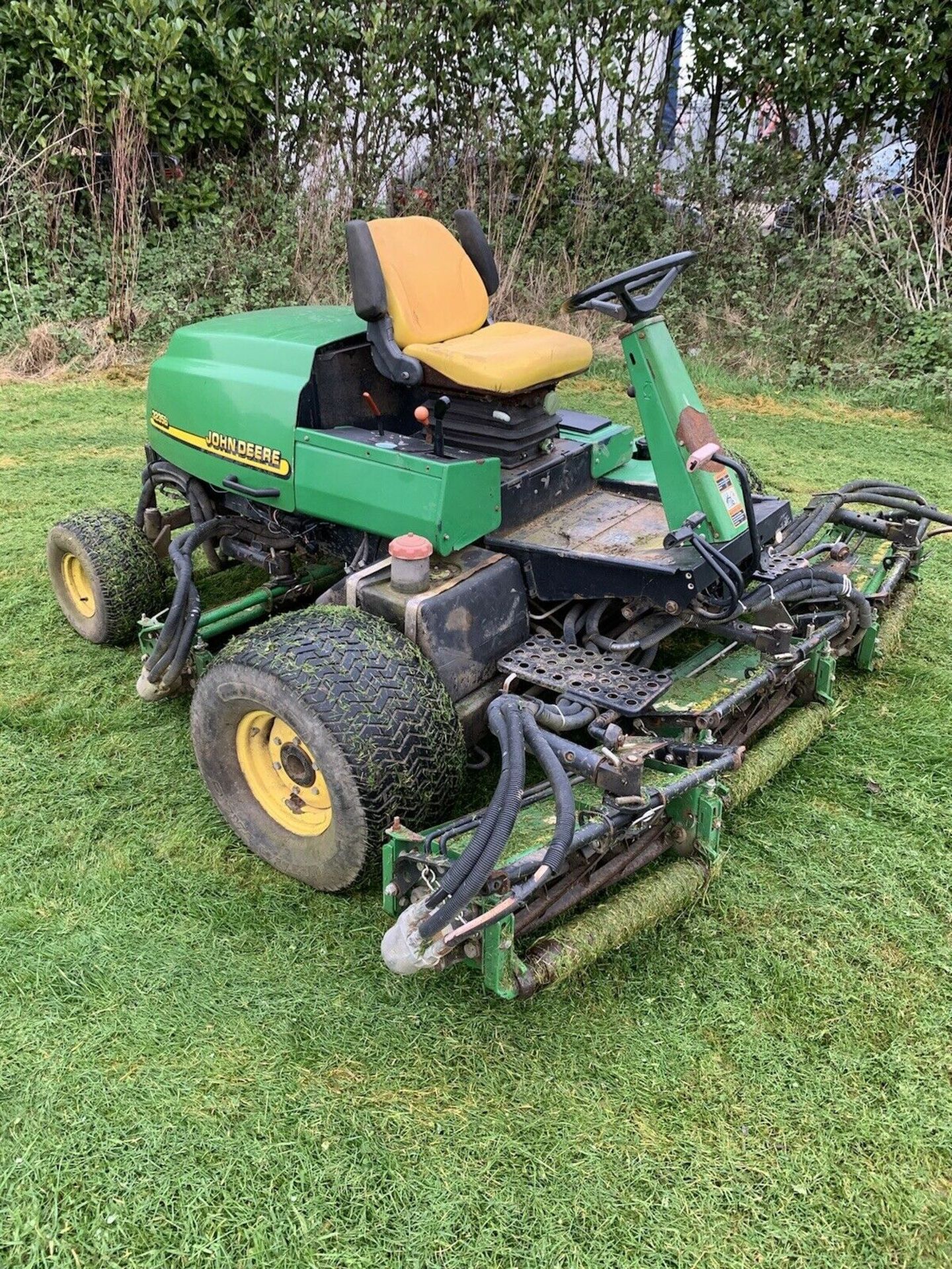 JOHN DEERE 3235B Fair Way Mower Lawn Mower Grass Cutter - Image 2 of 6