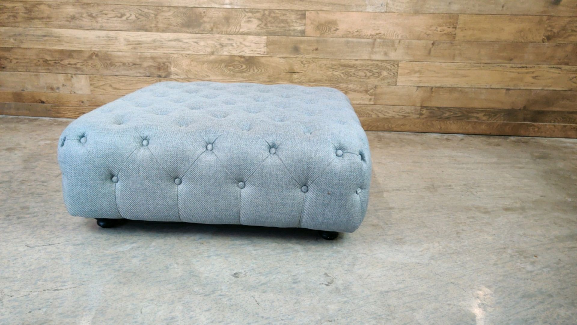 Chesterfield Pouffe - Image 2 of 5