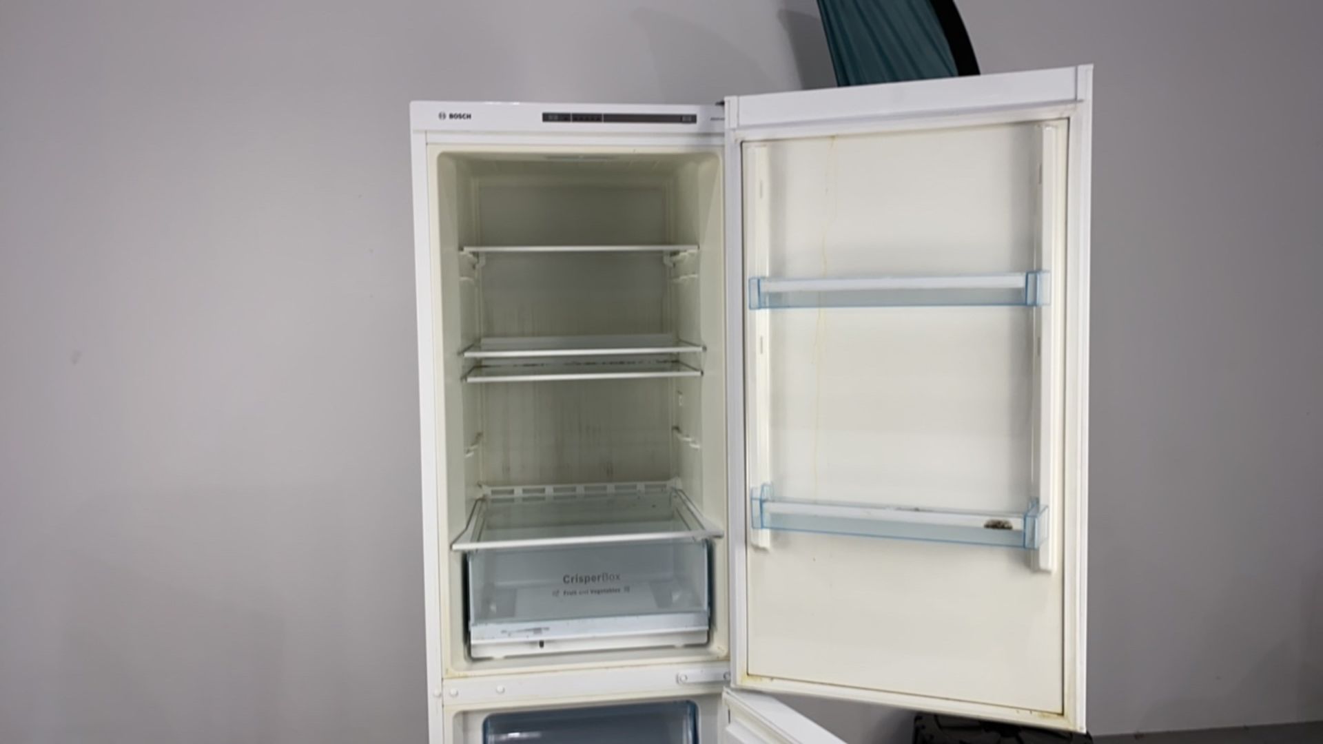 Bosch Fridge Freezer - Image 4 of 5