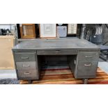 Vintage work table/Desk