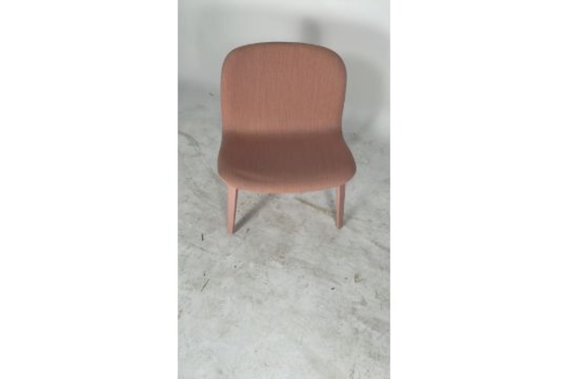 Pink urban wide chair's.x5 - Image 2 of 2