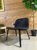 Black urban wide chair x1
