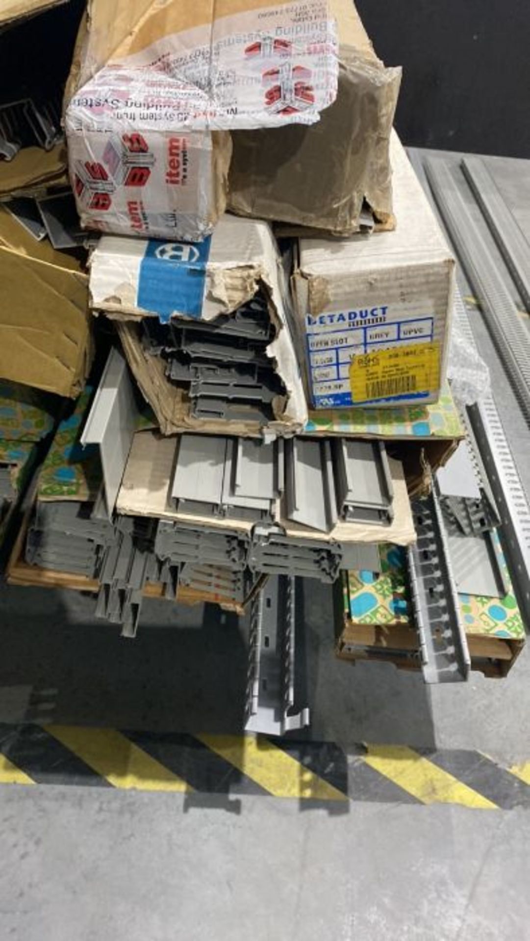 Pallet of Betaduct Open Slot Trunking & Phoenix Contact Wire Duct etc. - Image 5 of 5