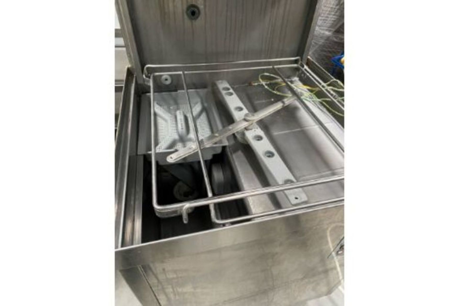 Classeq Pass-Through Dishwasher - Image 2 of 4