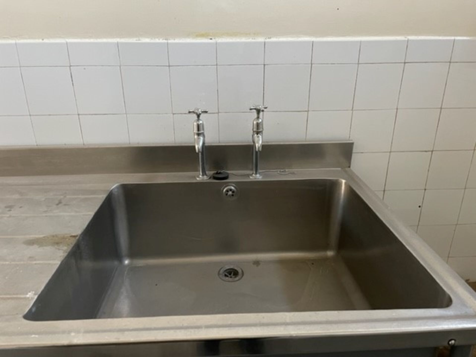 Stainless Steel Double Sink With Drainer - Image 3 of 4