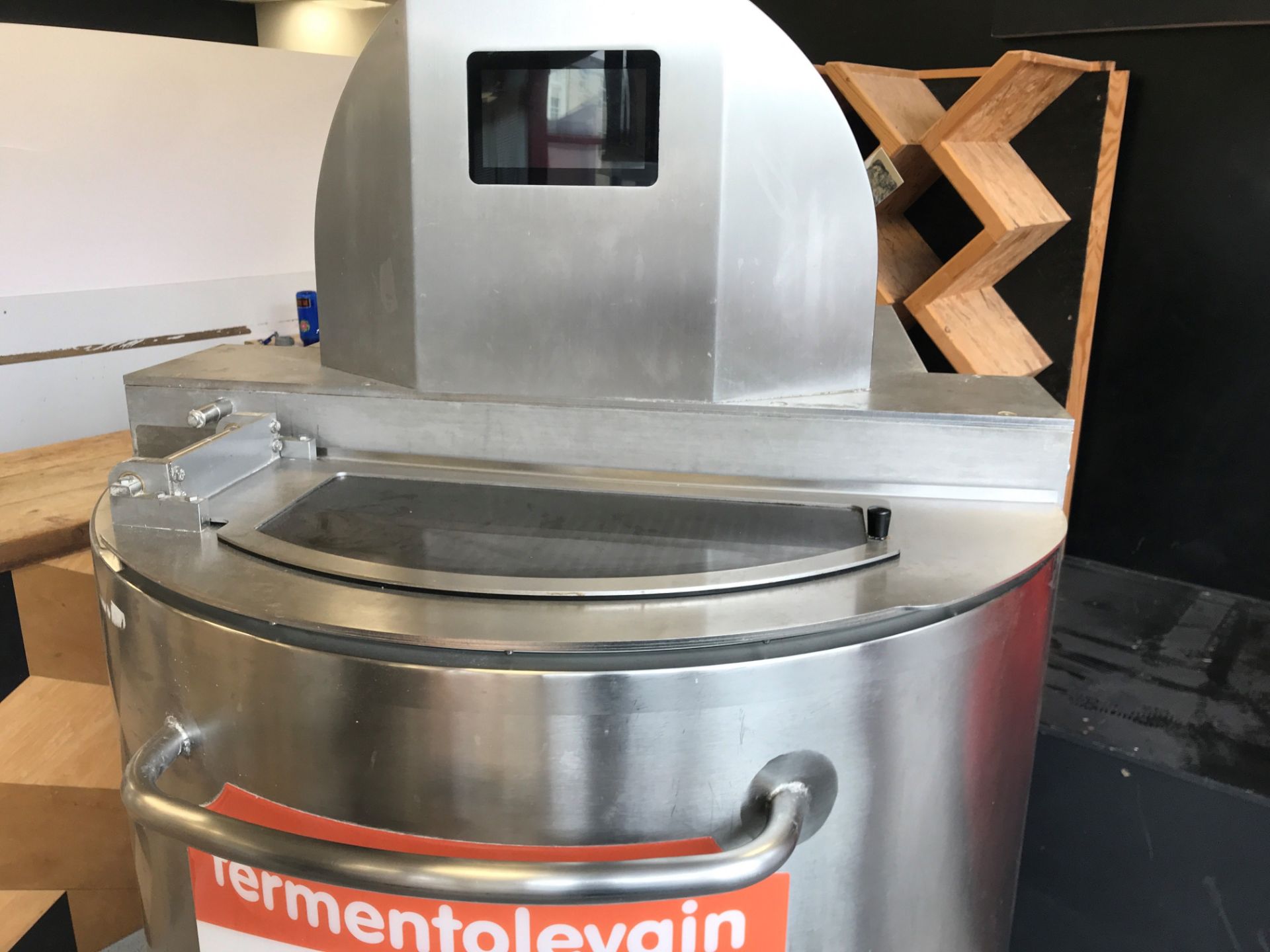 Bertrand-Puma Fermentolevian FL200 with weighing option - Image 2 of 5