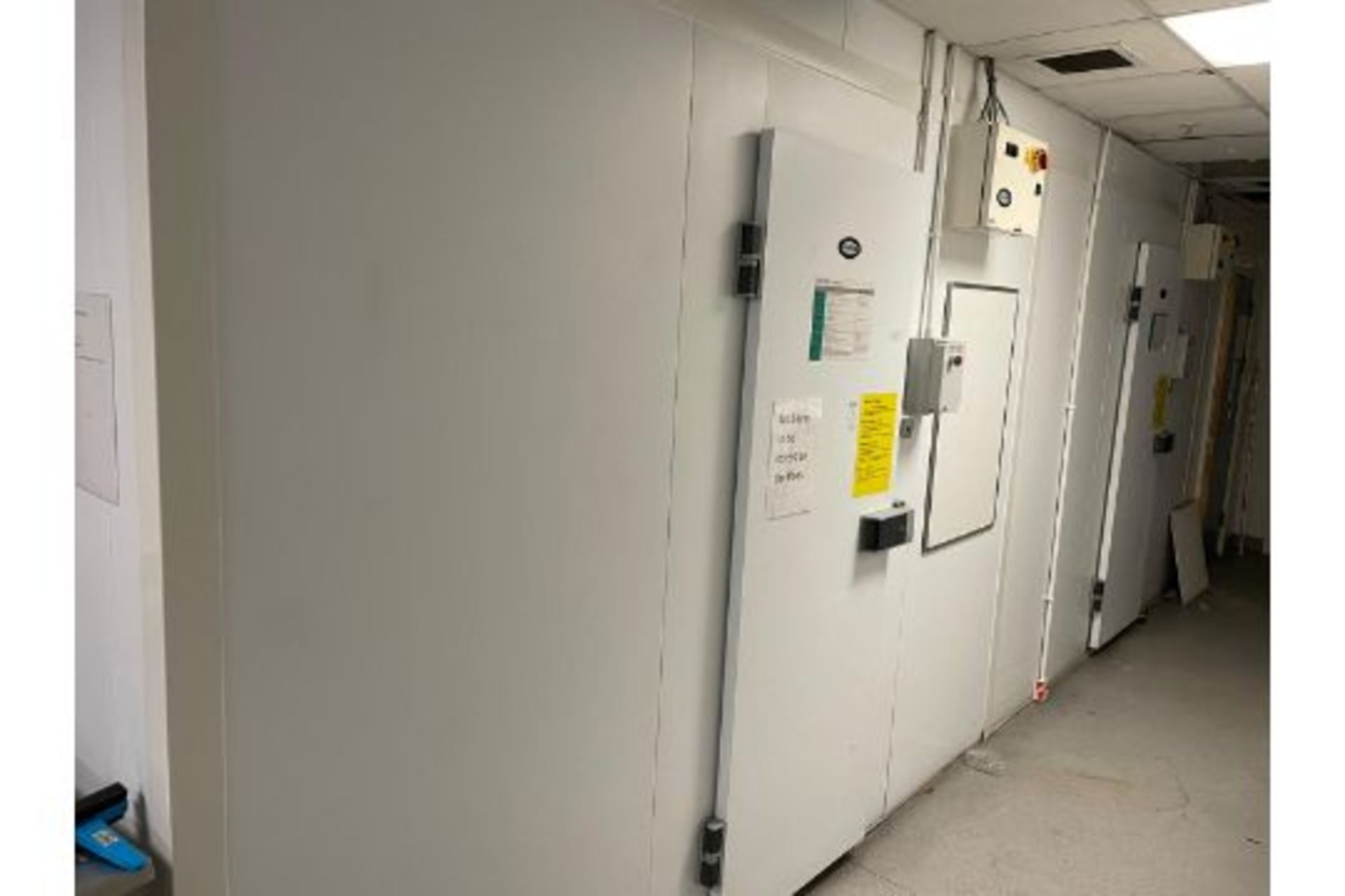 Fosters Walk-in Fridge - Image 2 of 10