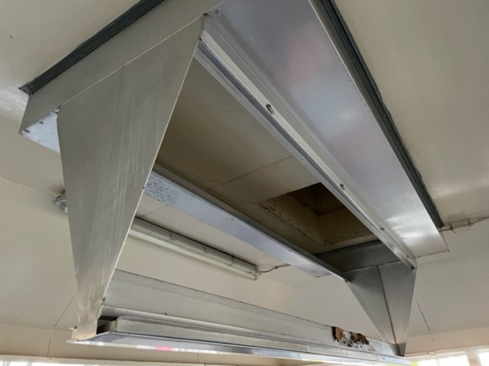 Swan Extractor Canopy - Image 2 of 3