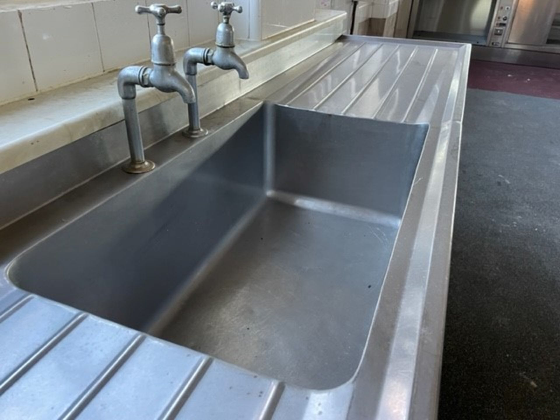 Stainless Steel Sink With Drainer Either Side - Image 2 of 3