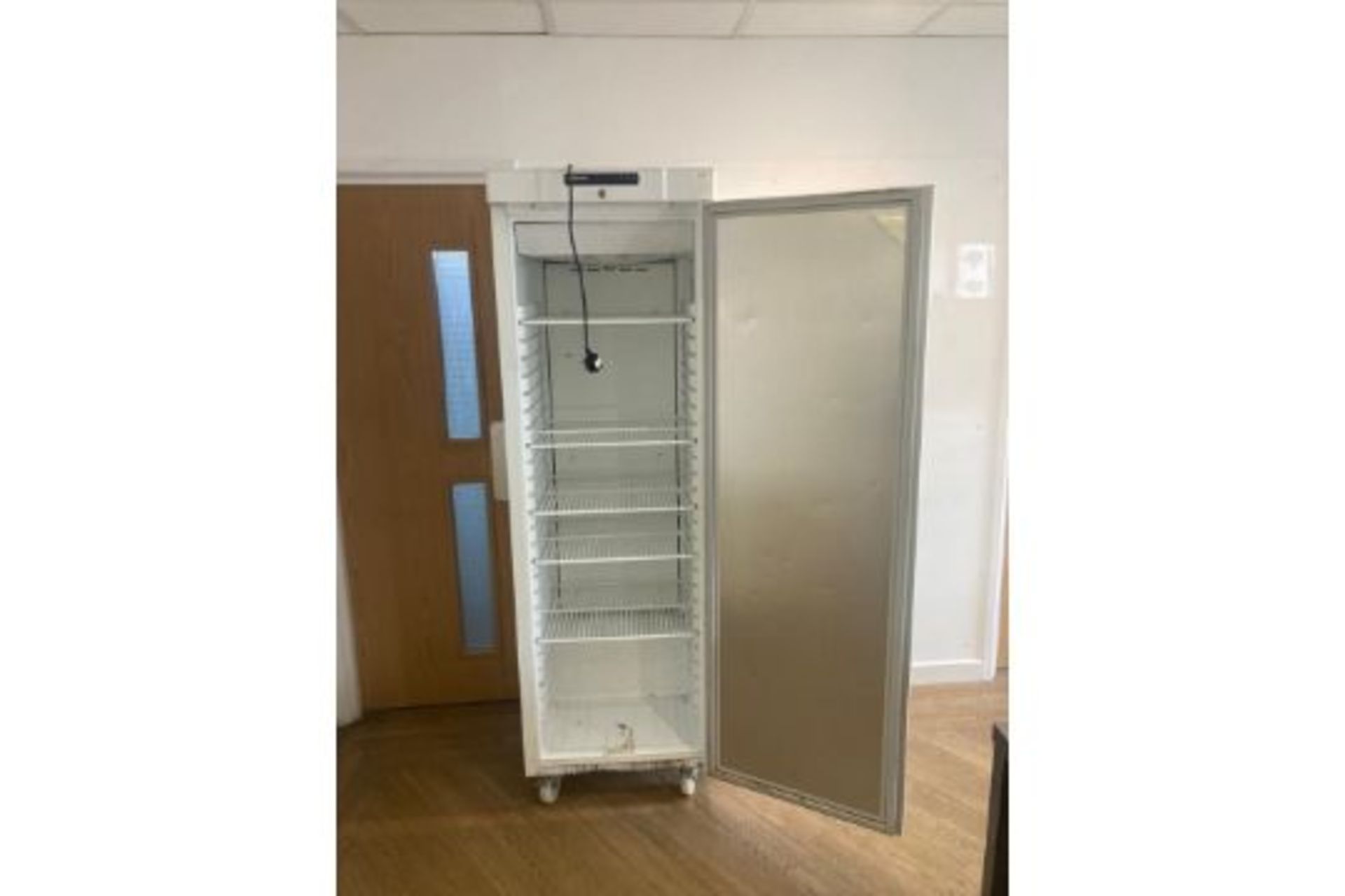 Gram Commercial Freezer - Image 2 of 3