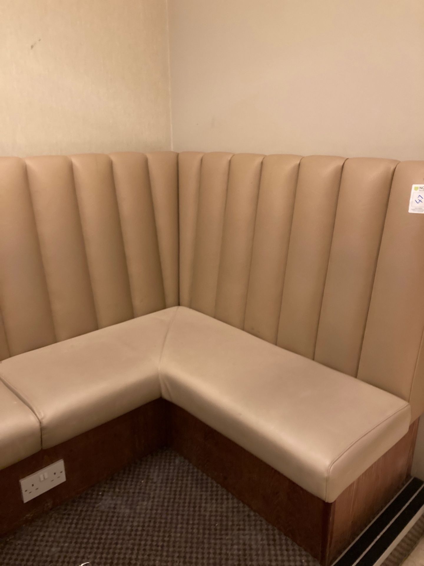 Banquette Seating - Image 3 of 4