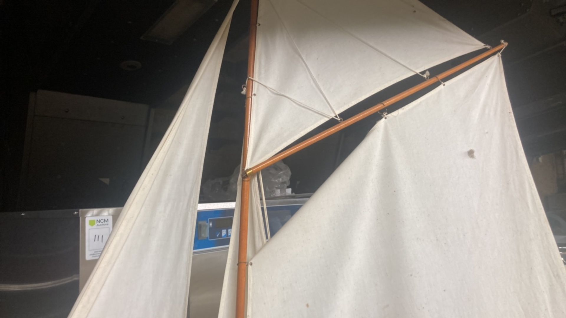 Model Yacht - Image 10 of 11