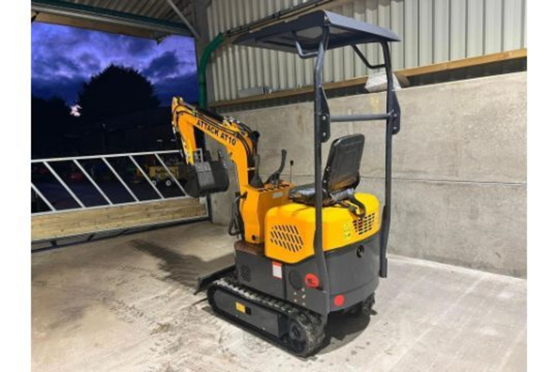 New And Unused Attack AT10 1 Ton Mini Digger - Image 5 of 14