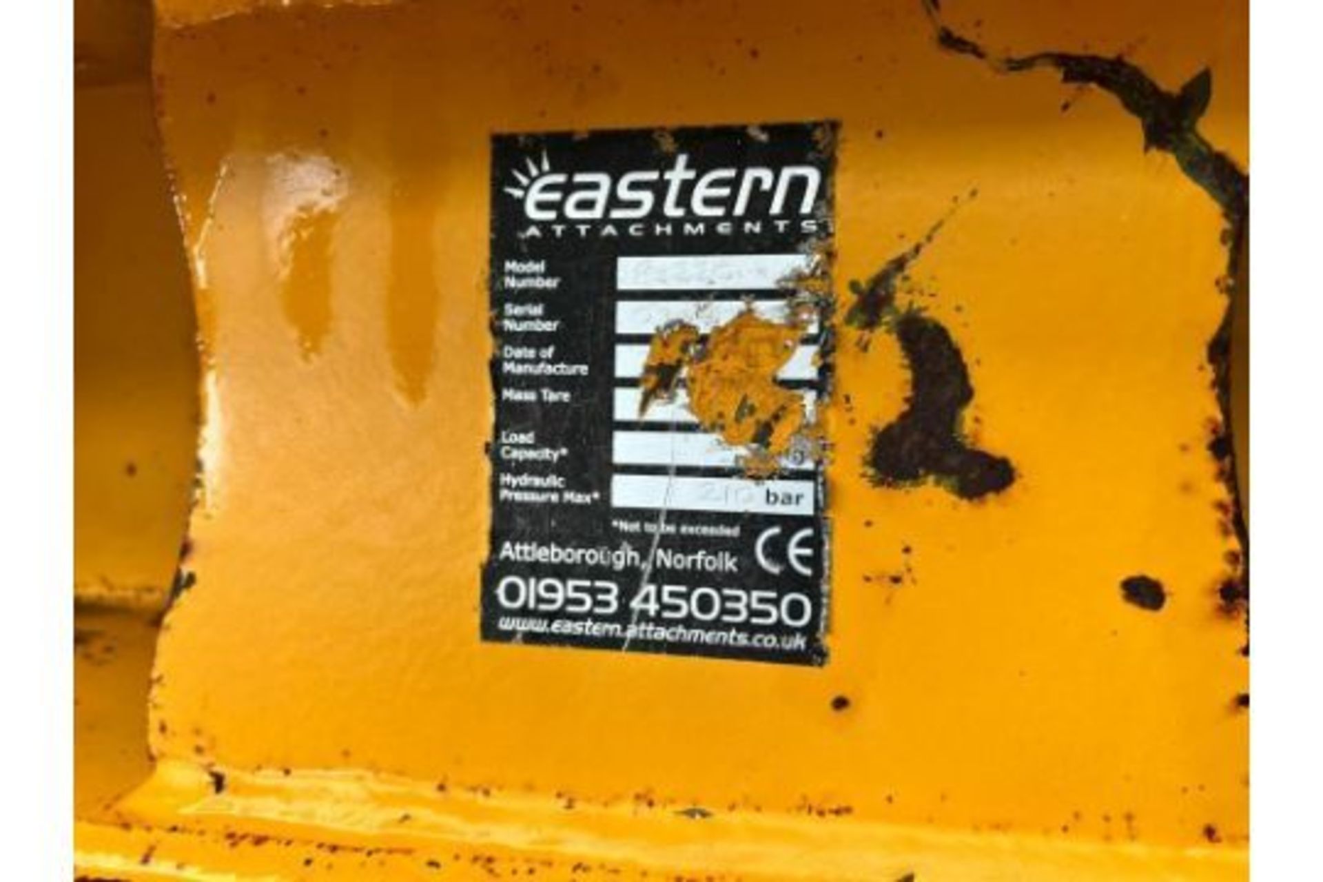 Eastern Attachments RS220 Hydraulic Sweeper Bucket - Image 11 of 11