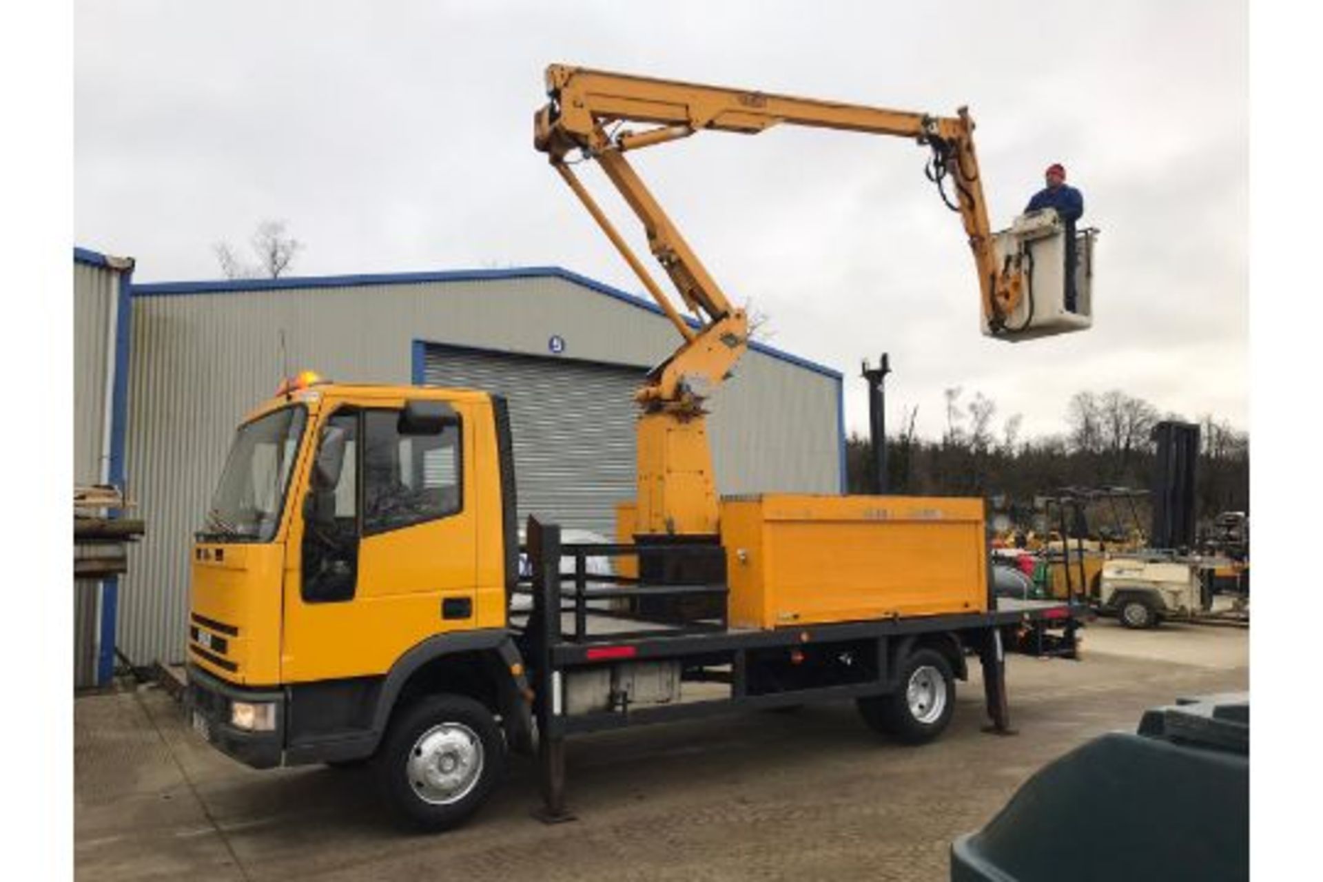 Ford Iveco Cargo Cherry Picker - Image 2 of 11