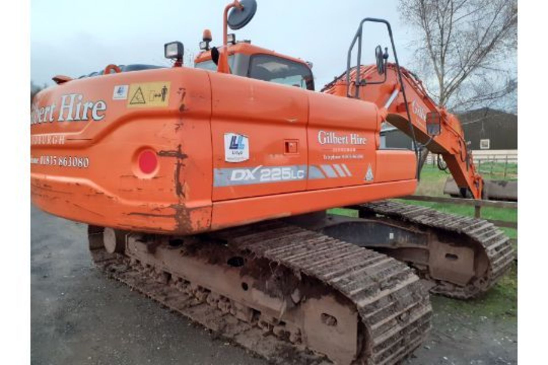 2011 Doosan DX 225LC - Image 2 of 5