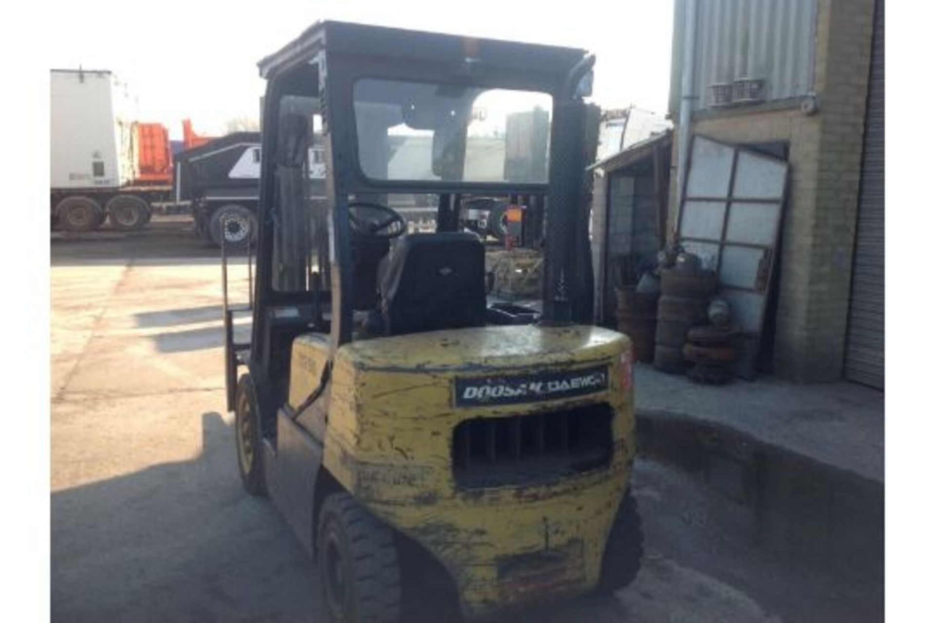 Doosan 2.5 Ton diesel forklift - Image 2 of 6