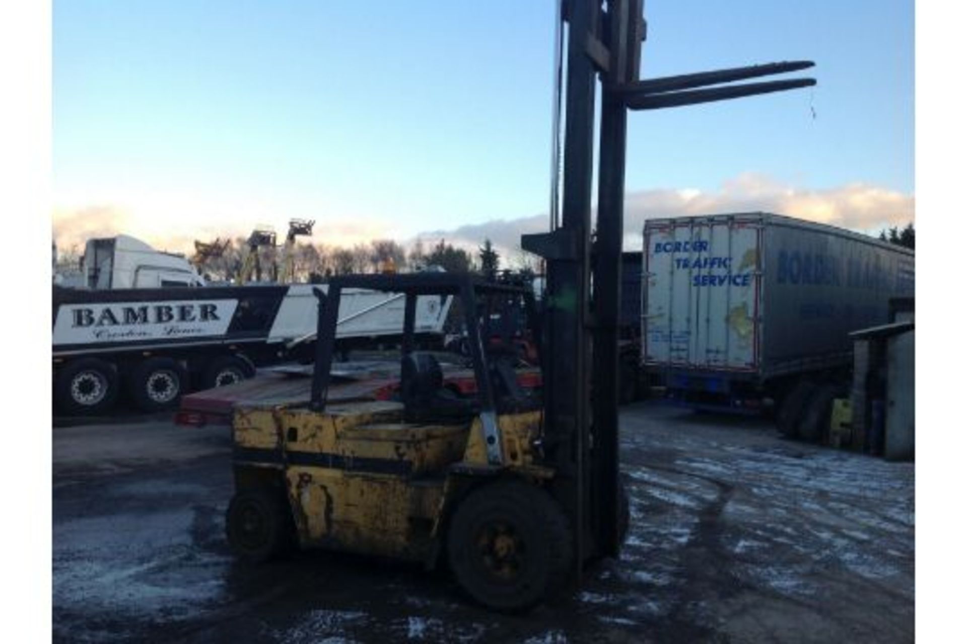 Cat 5 ton diesel forklift - Image 4 of 4