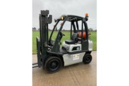 Nissan 2.5 Tonne Gas Forklift