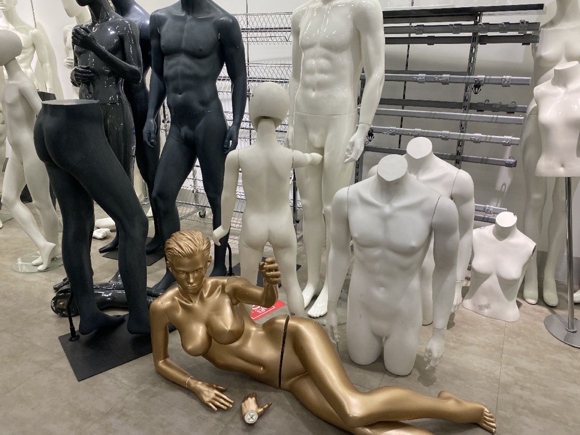 assortment of free standing mannequins - Image 3 of 3