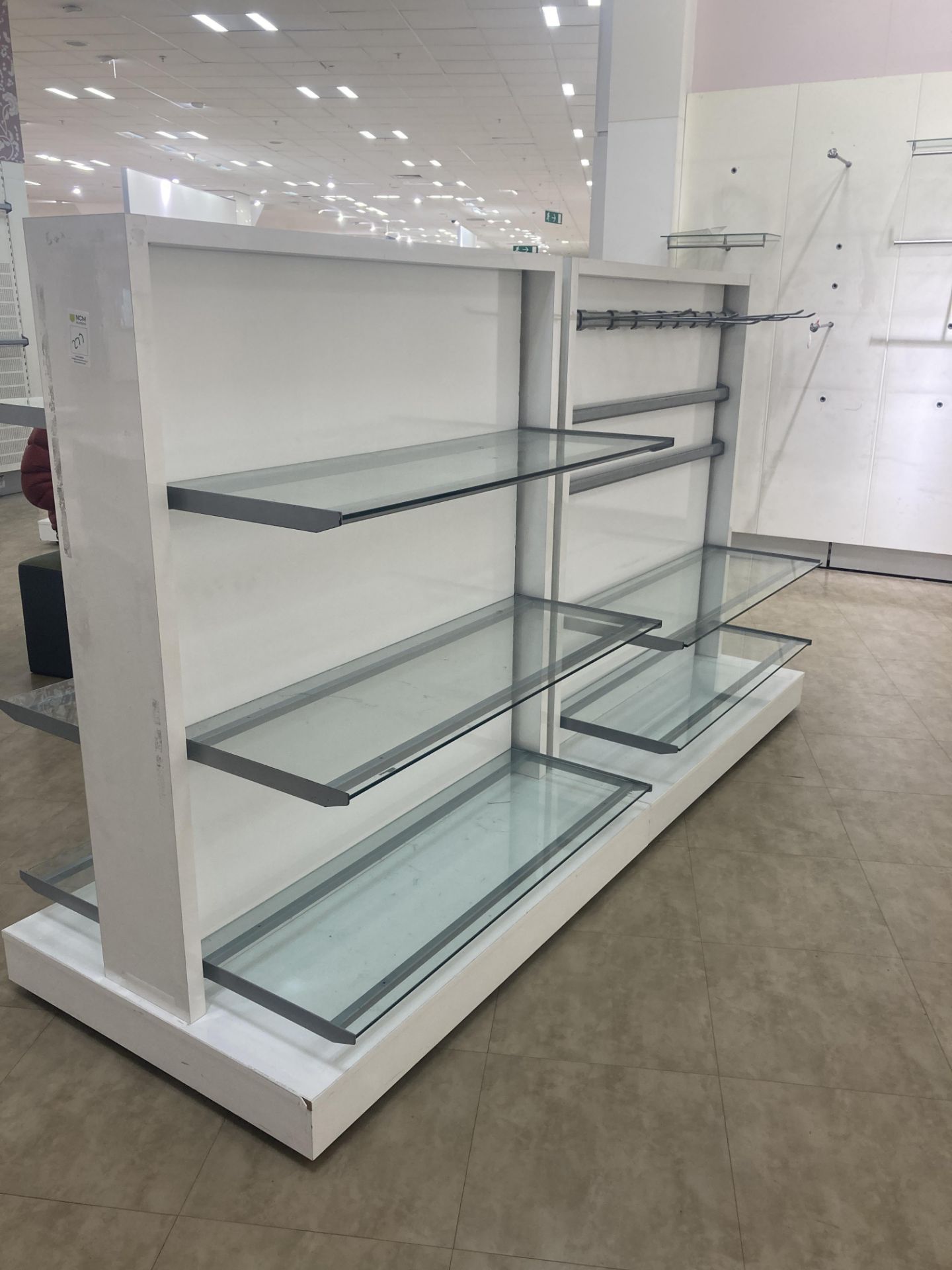 White Cabinet With Glass Shelving - Image 3 of 4