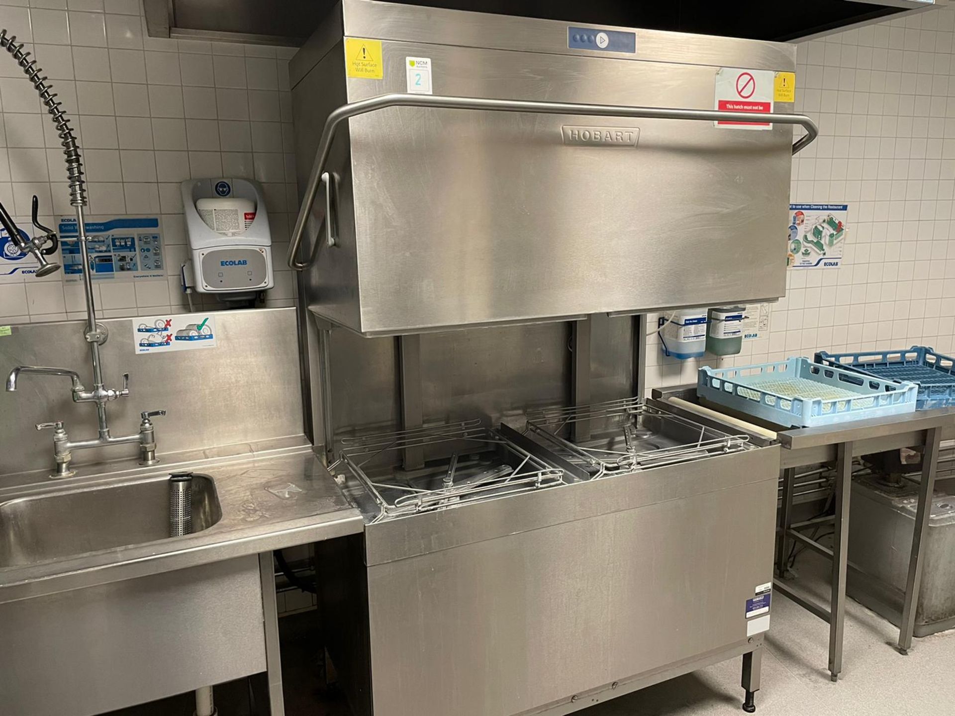 Hobart Dishwasher - Image 3 of 11