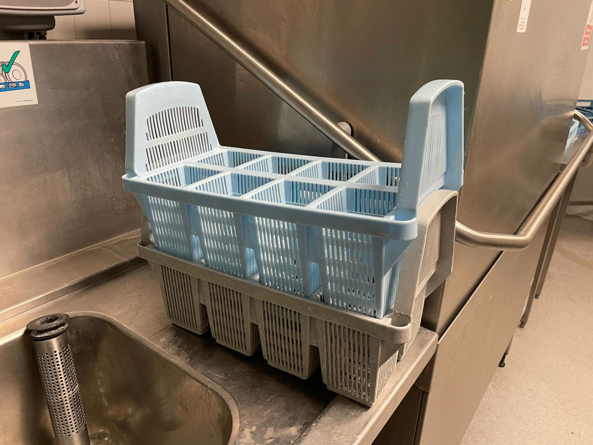 Hobart Dishwasher - Image 11 of 11