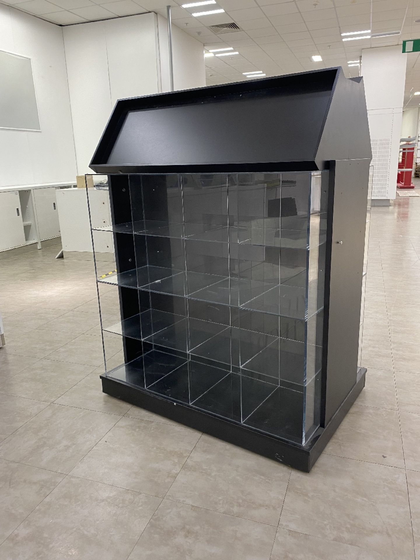 Retail dual sided display unit - Image 2 of 3