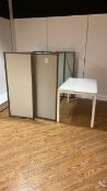 Free Standing Display Rails and Desk