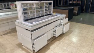 Beauty Display Unit