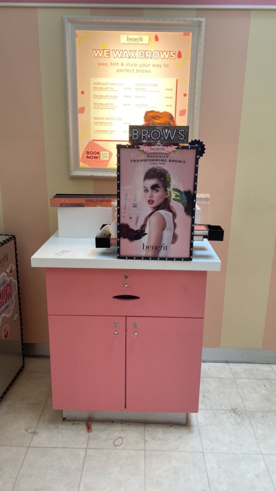 Pink Beauty Display Unit