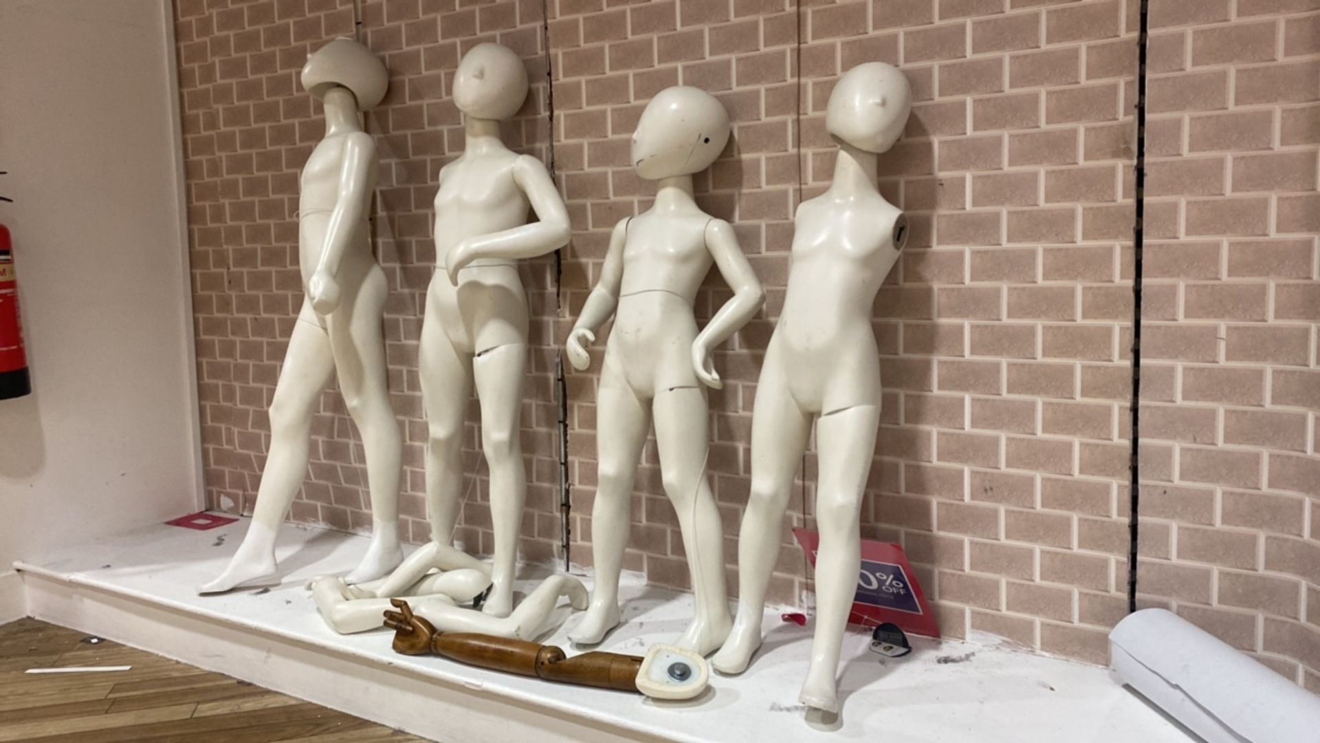 Assortment of Child Mannequins - Image 2 of 2