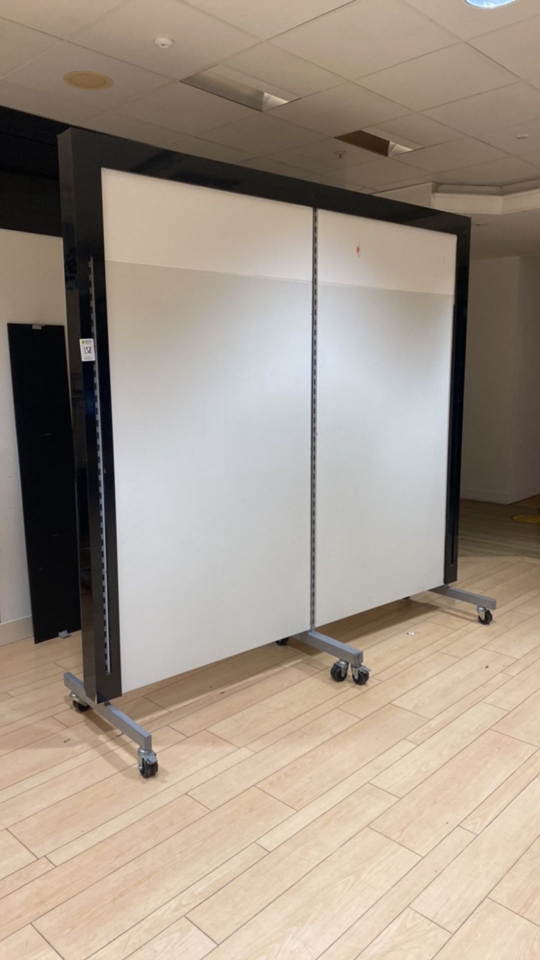 Mobile Partition Wall - Image 2 of 3