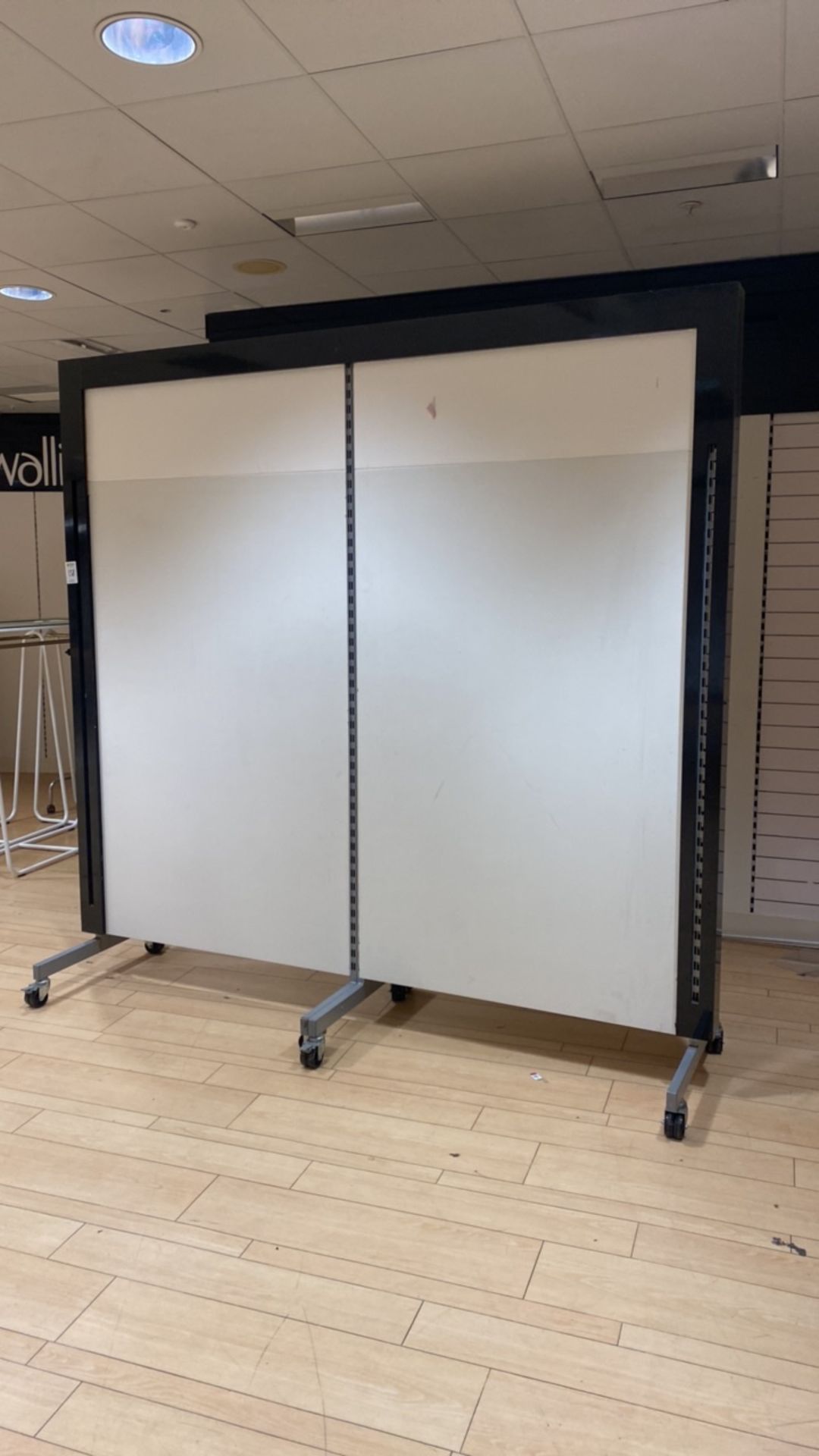 Mobile Partition Wall