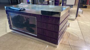 Beauty Display Unit with Mirrored Top