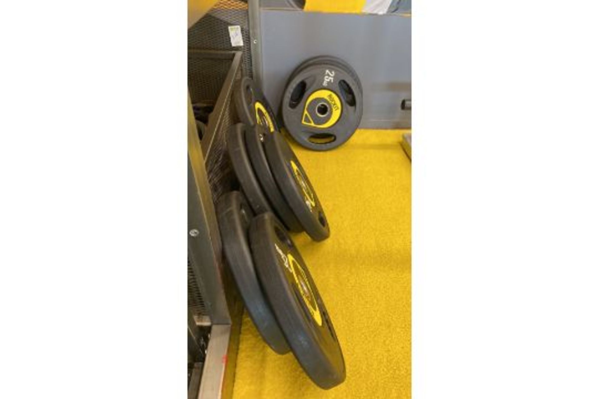 Rockit Weighted Plates x3 - Image 2 of 2