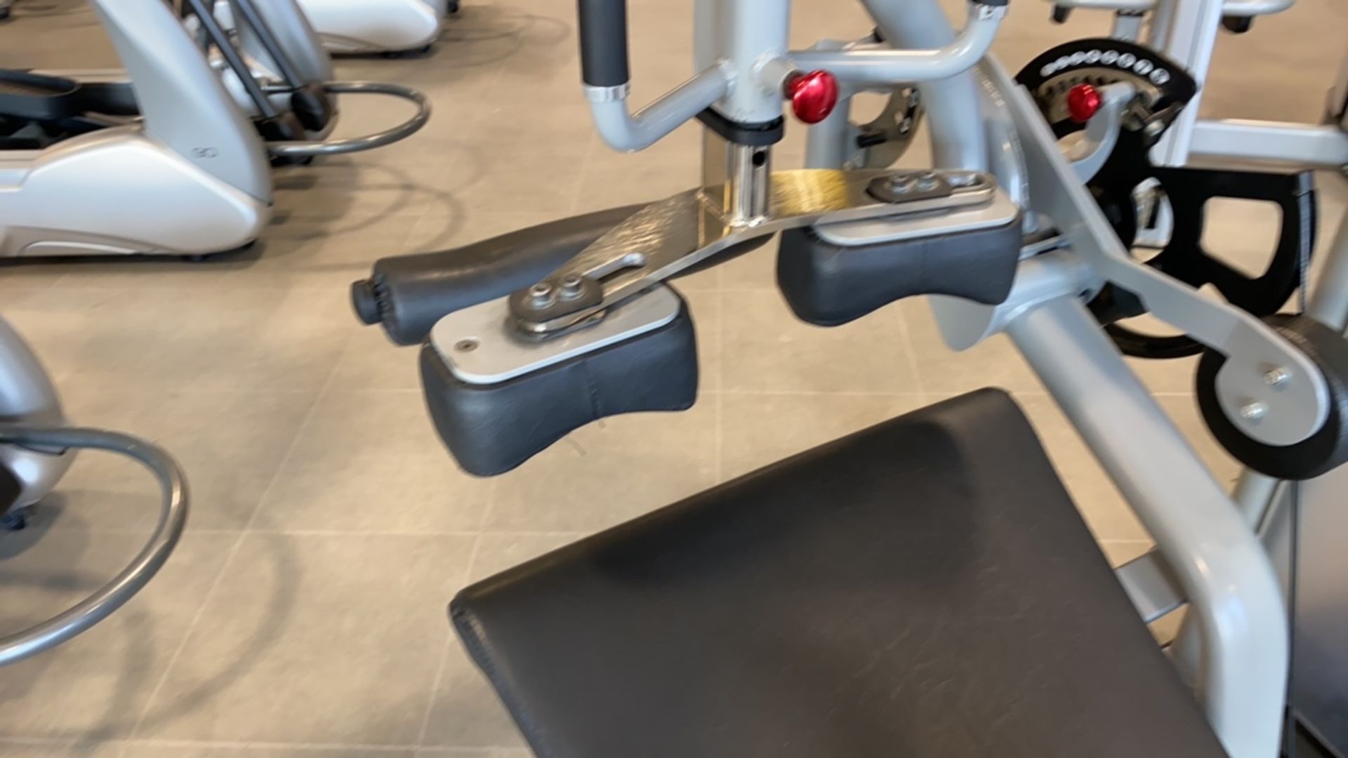 Leg Curl Machine - Image 5 of 5