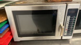 Commercial microwave